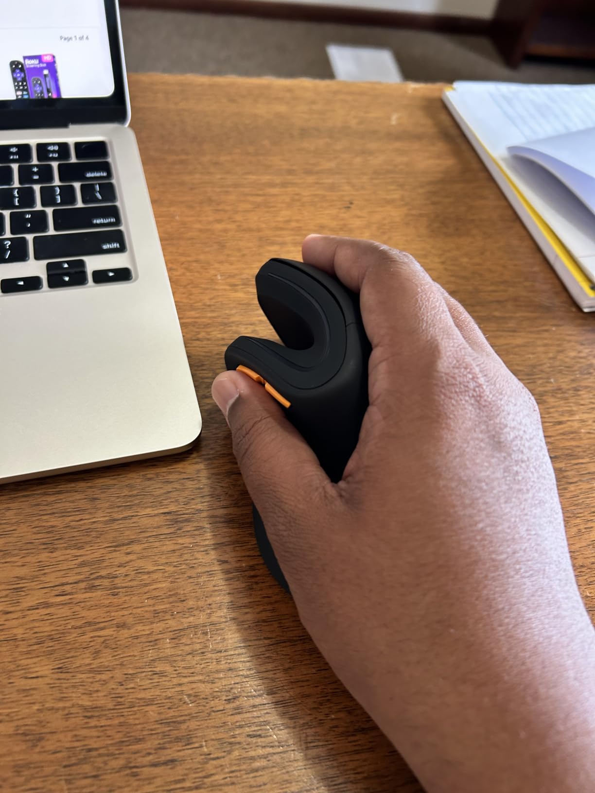 ProtoArc Ergonomic Mouse, EM11 NL Bluetooth Rechargeable Wireless Vertical Mouse, 3 Multi-Device Connectivity for Computer/PC/Laptop, 2.4GHz USB-A Optical Mice for Windows, Mac OS, Black customer photo 1