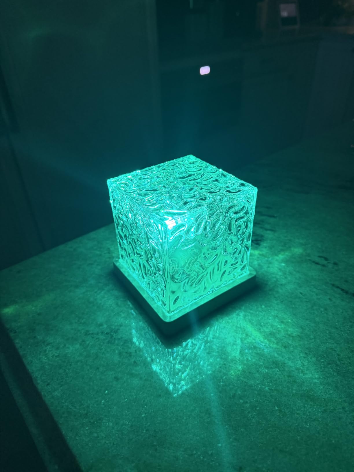 Ocean Wave Projector Light, 16-Color LED Shower Lamp with Remote, 3D Water Ripple Projection, Romantic Ambient Lighting for Kids Room, Relaxation, Bedroom, Bathroom & Night Light customer photo 2