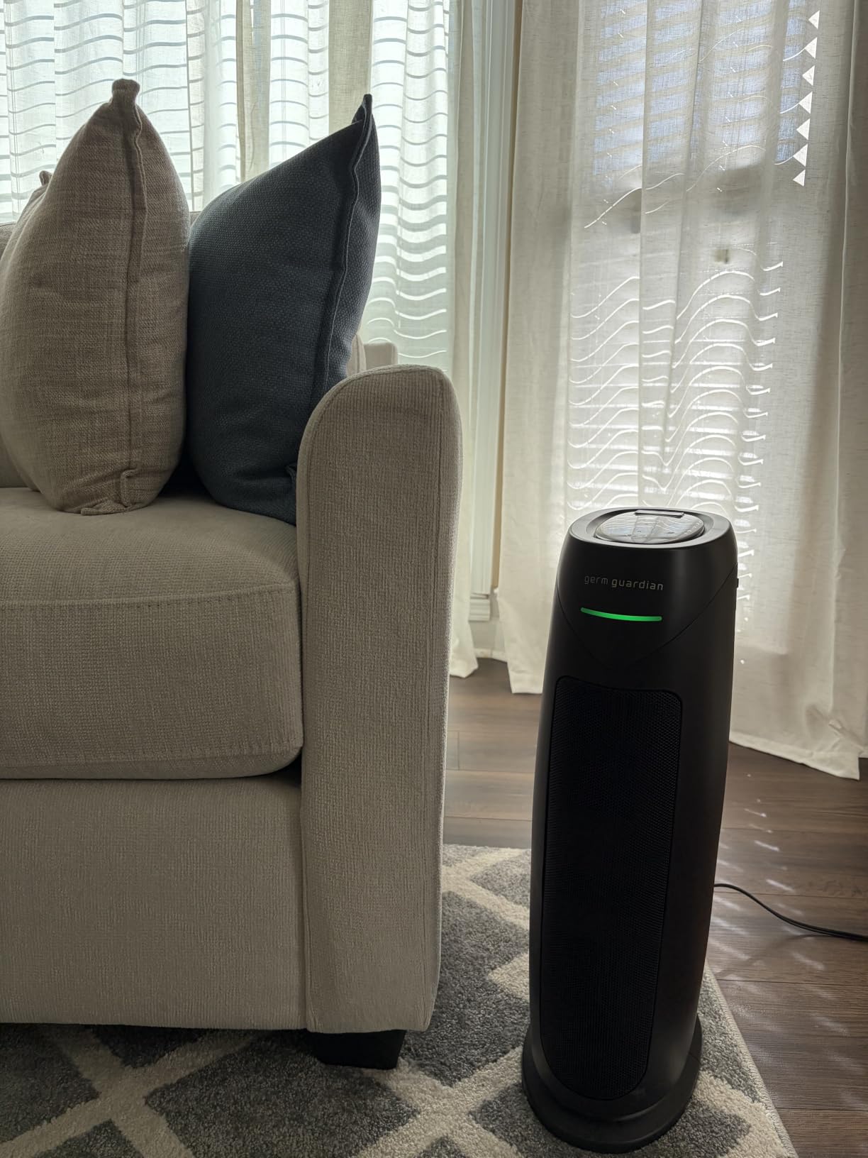 GermGuardian HEPA Large Room Air Purifier for Bedroom, Office, Dorm, and Home - Filters Pet Dander, Dust, Pollen, Smoke, Scents - Air Quality Monitor - AC4880B - 22