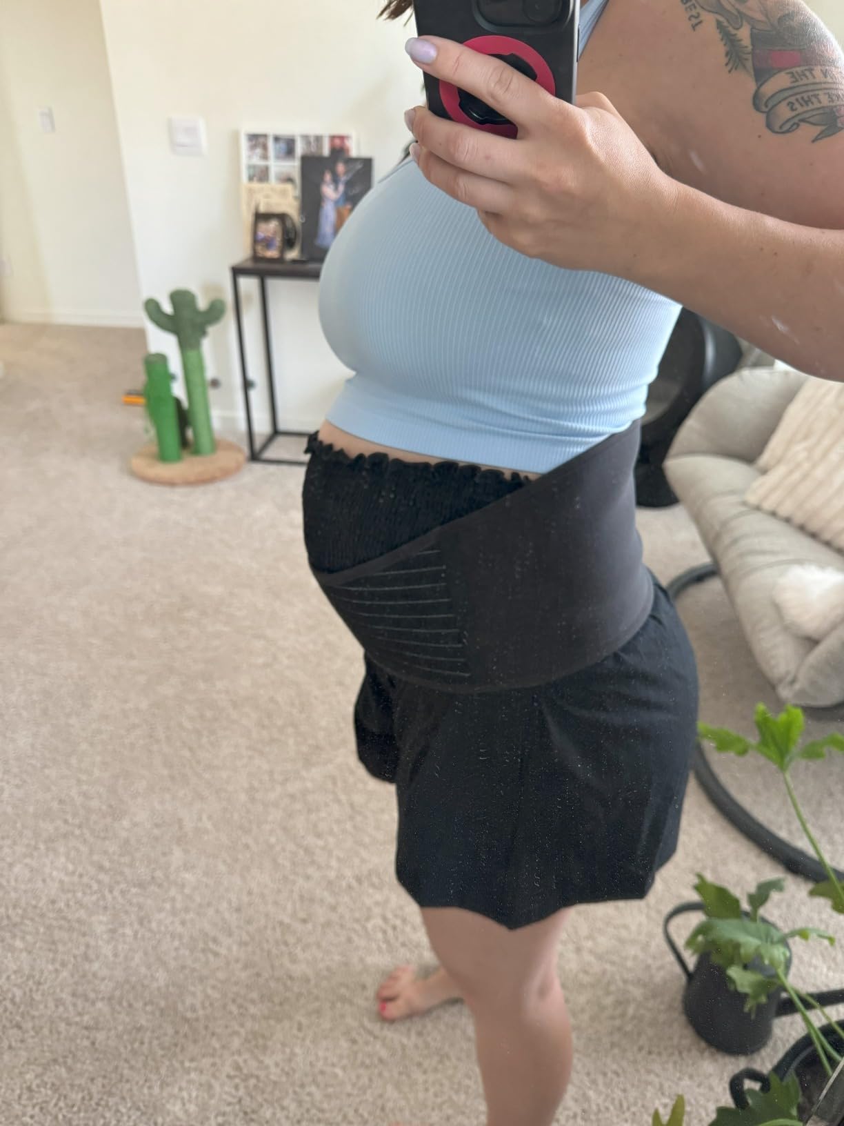 Ingrid & Isabel Basics - Pregnancy Support Belt - No Show Belly Band for Pregnant Women - Targeted Back and Belly Support customer photo 2