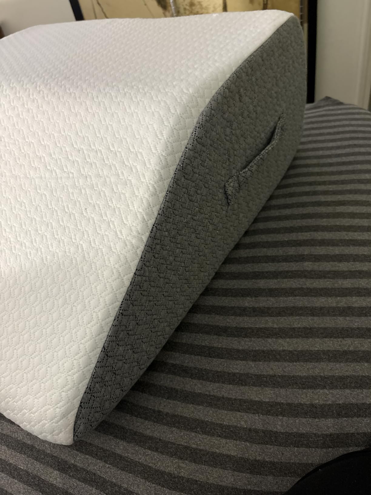 Nordjager Wedge Pillow for Sleeping & Resting, 24