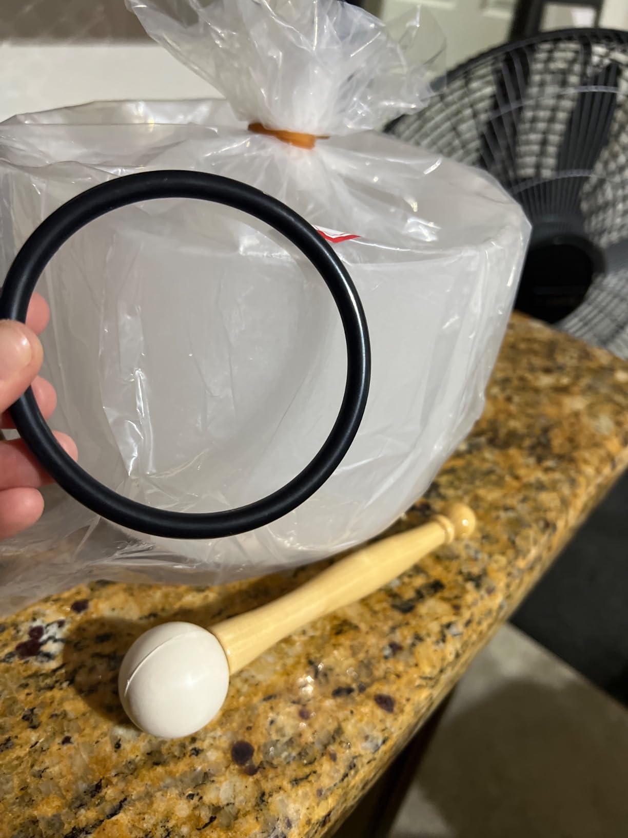 CVNC 432Hz 8 Inch A Note Third-eye Chakra Frosted Quartz Crystal Singing Bowl with Mallet and O-ring for Sound Healing Meditation customer photo 2
