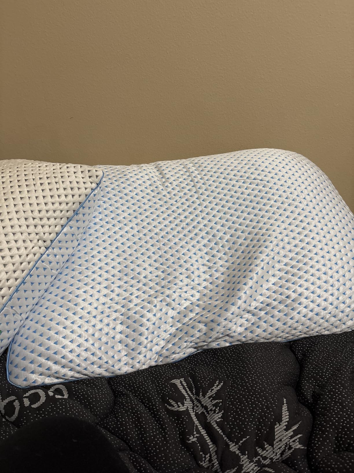 Cooling Gel Memory Foam Pillow Queen Size for Sleeping 1 Pack, Thick Adjustable Firm Shredded Foam Bed Pillows for Side, Back, Stomach Sleepers, Soft Yet Support, Breathable, CertiPUR-US customer photo 1