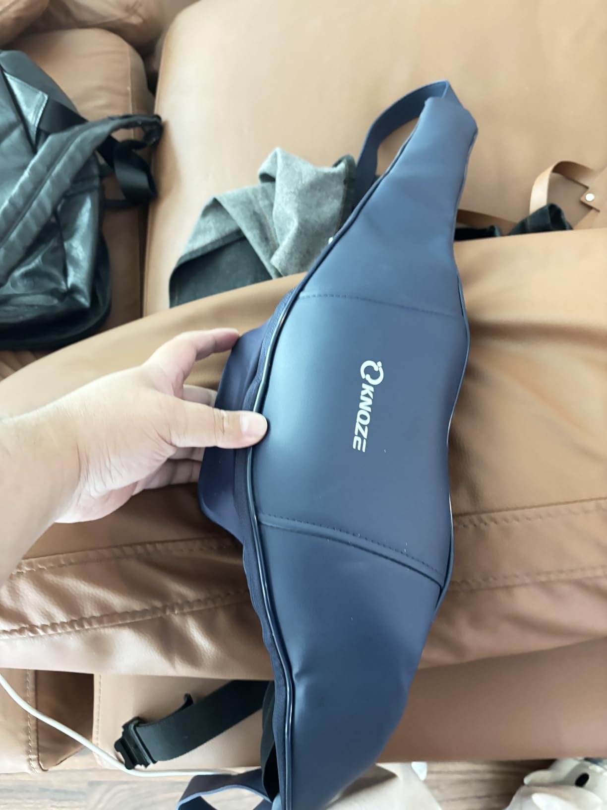 KNQZE Neck and Shoulder Massager with Heat, Cordless Back and Neck Massager, Upgraded Graphene Heating, 4D Shiatsu Deep Kneading Massage for Shoulder, Back, Leg, Pain Relief customer photo 1