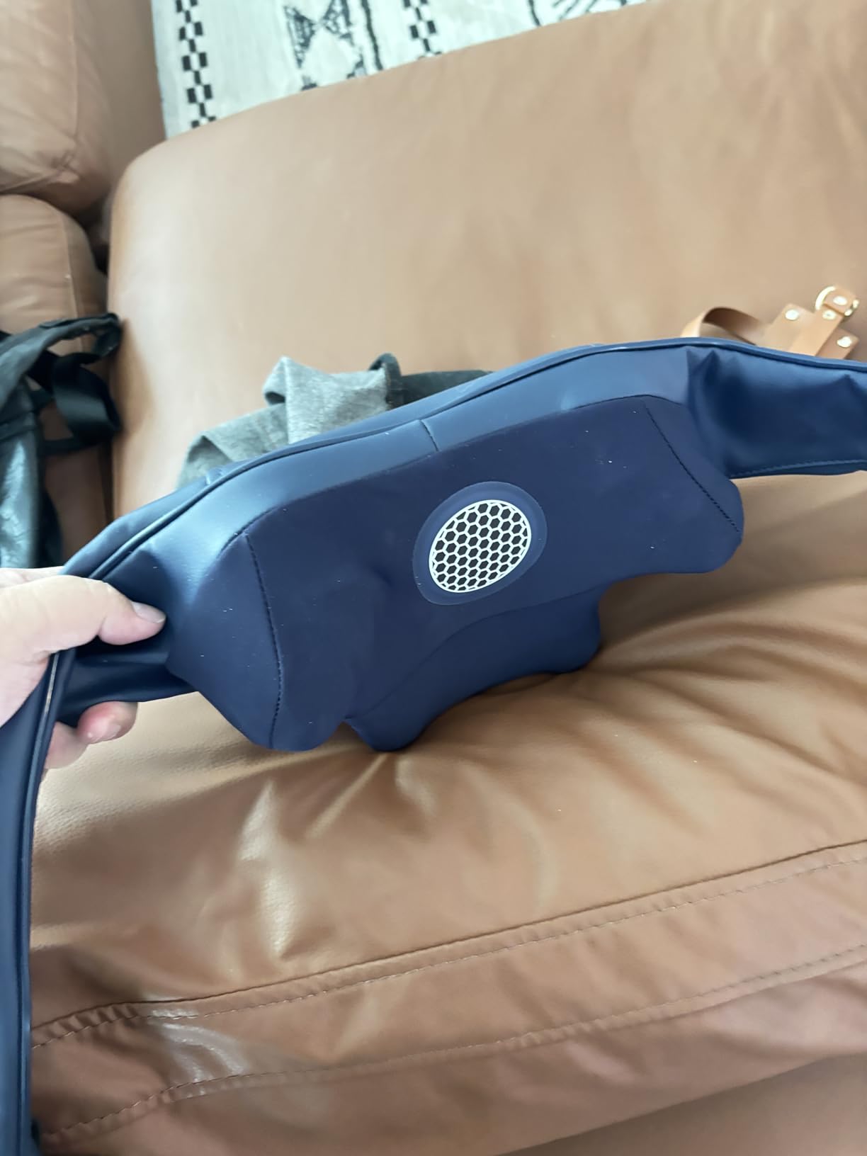 KNQZE Neck and Shoulder Massager with Heat, Cordless Back and Neck Massager, Upgraded Graphene Heating, 4D Shiatsu Deep Kneading Massage for Shoulder, Back, Leg, Pain Relief customer photo 2