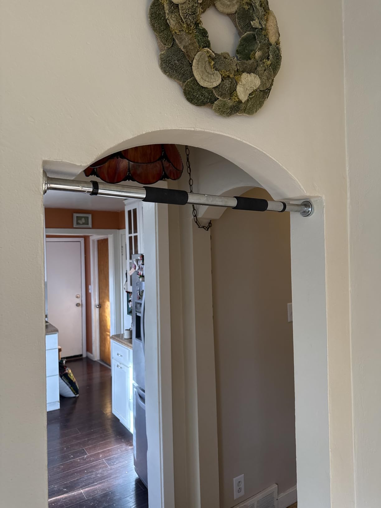 Sunny Health & Fitness Adjustable Doorway Pull Up Bar - Chin Up Bar for Home Gym Training customer photo 1