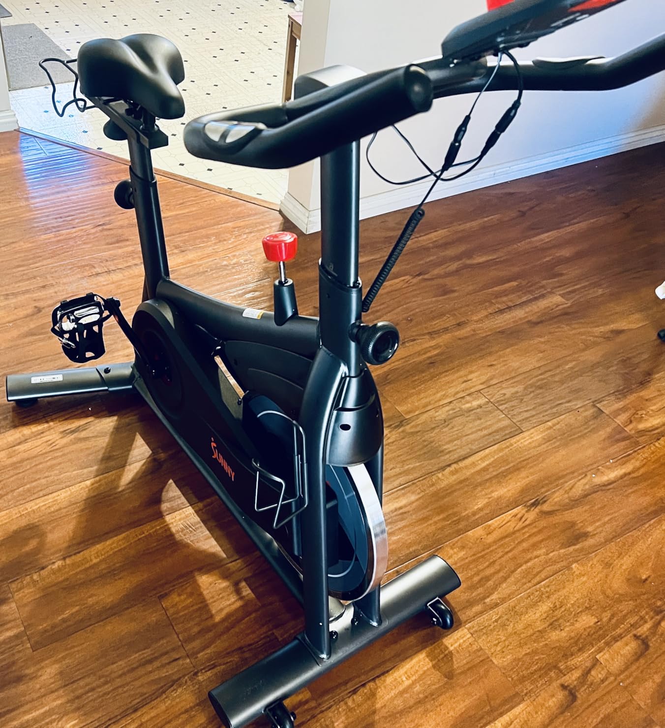 Sunny Health & Fitness Smart Magnetic Indoor Cycling Bike, Stationary Exercise Cardio Equipment, Free SunnyFit Training App customer photo 1