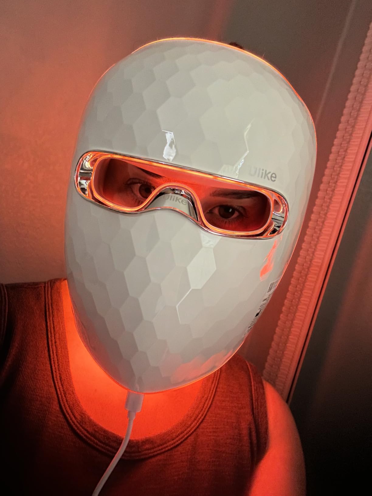 Ulike ReGlow LED Face Mask, Red Light Therapy for Face, Red, Blue, Yellow & Infrared Light Therapy for Acne & Anti-Ageing, Cordless, Remote Control, Eye Protection, Home Skincare Device customer photo 1
