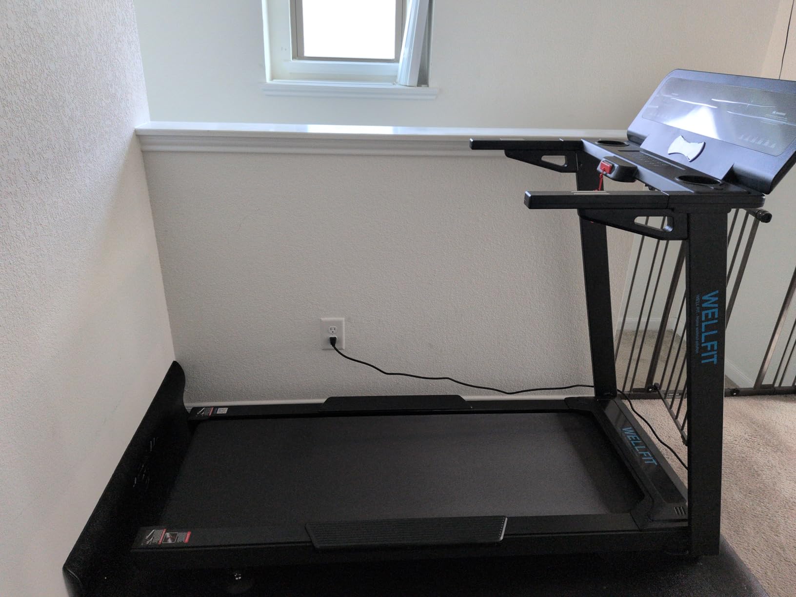 WELLFIT Auto Incline Treadmill 15% Incline Heavy Duty for Home | 4.5HP, 10 MPH, 500 lbs Capacity, 20
