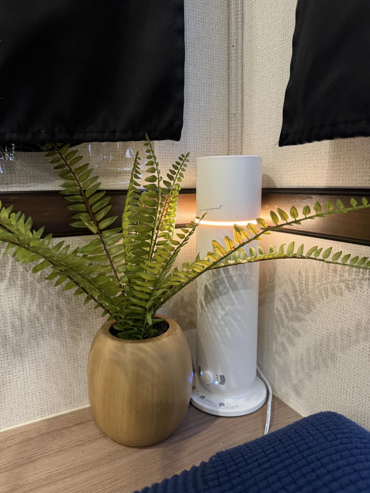 The AirScent Waterless Diffuser - Cold Air Scent Diffuser Oil Machine for Homes, Offices, Hotels and Spas - Aromatherapy Diffuser For Aesthetic Scenting - Black customer photo 2