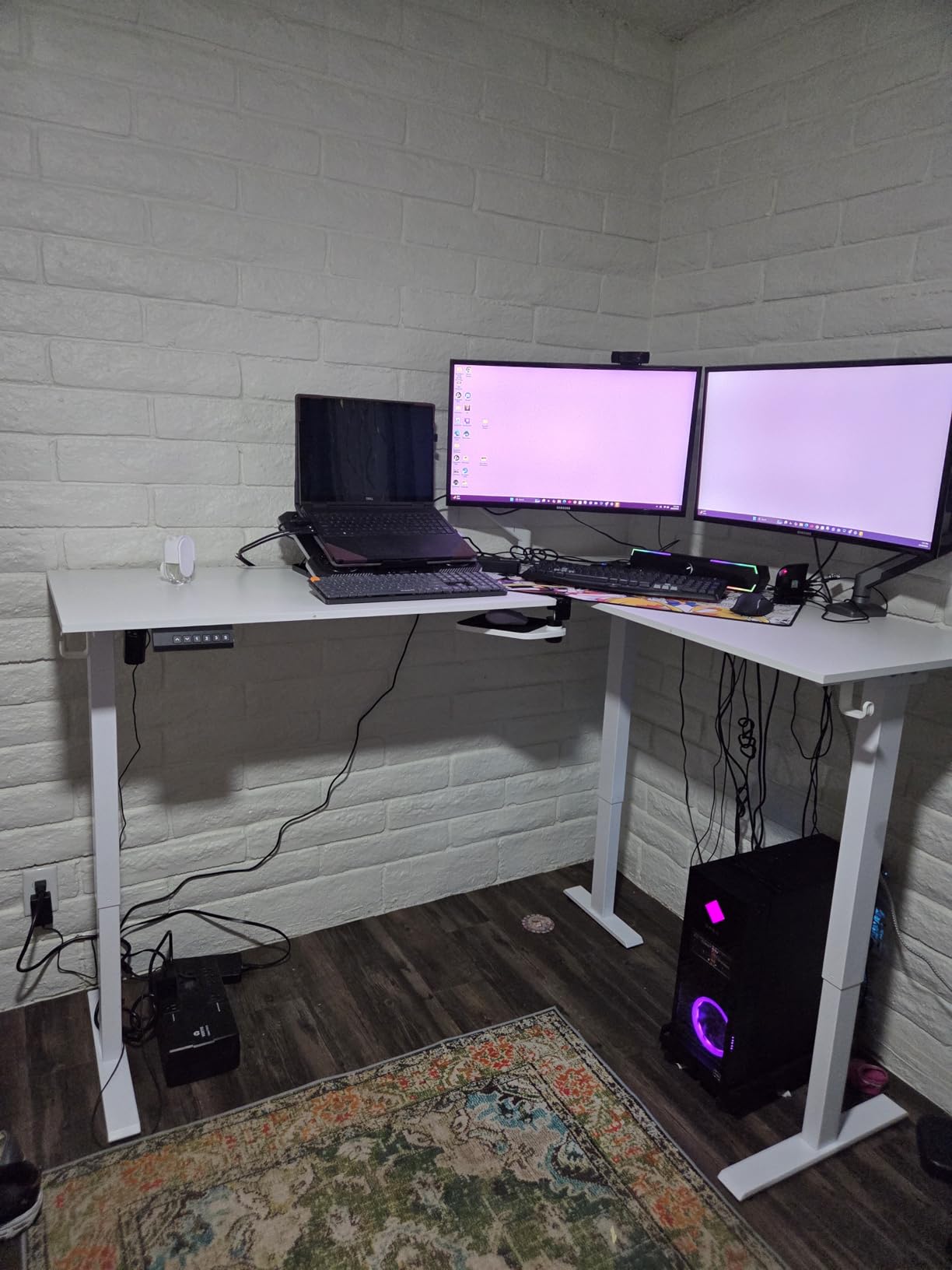 Casaottima 63 Inch Electric L-Shaped Standing Desk, Reversible Corner Desk with Height Adjustment, Large Ergonomic Workstation for Home Office, Reception Room, White customer photo 2