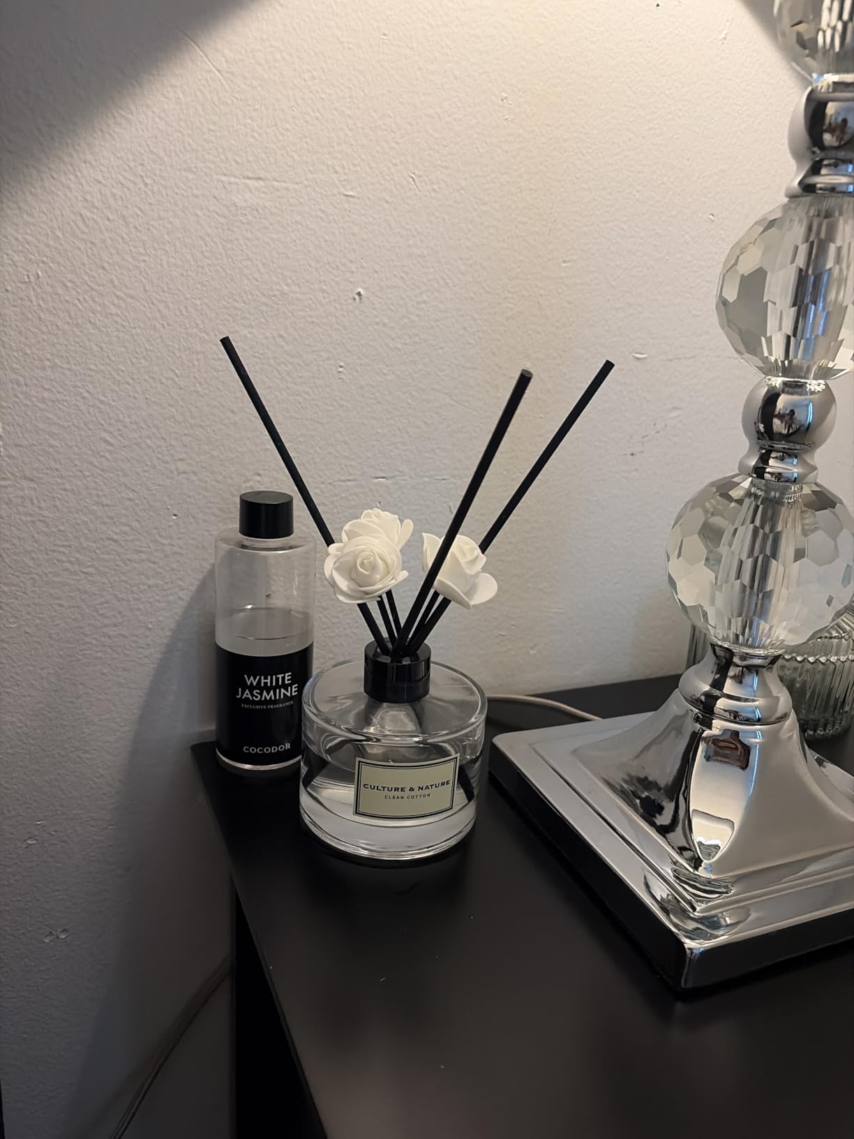 CULTURE & NATURE Reed Diffuser Set 4oz (120ml) Clean Cotton Scented Diffuser with Sticks Home Fragrance Reed Diffuser for Bathroom Shelf Decor customer photo 2