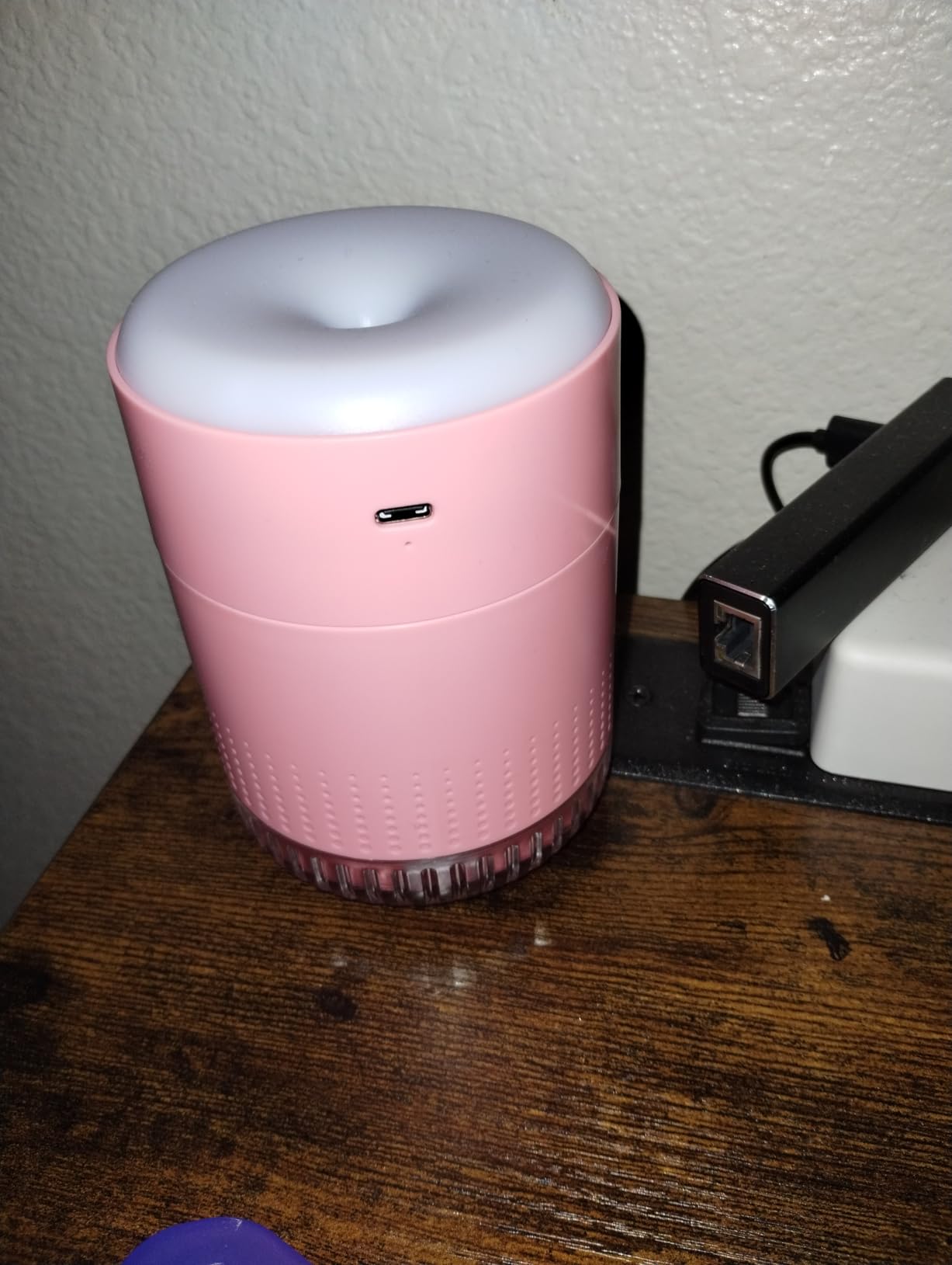 SZO Portable Mini Humidifier, 500ML USB Personal Cool Mist Humidifiers for Bedroom Office Travel Desk, Whisper Quiet 20dB with 2 Mist Modes & Auto Shut-Off, Small Desktop Humidifier (White) customer photo 2