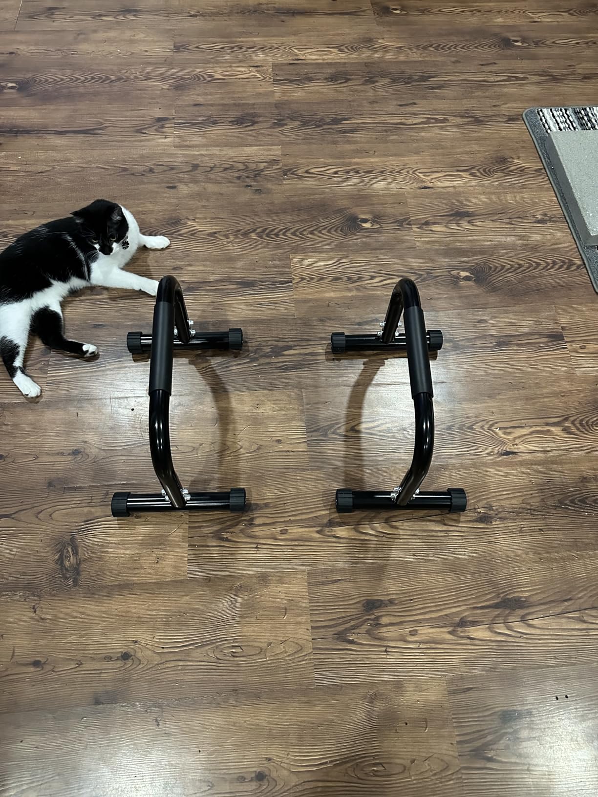 AmazeFan Parallettes Bars, 12in High Steel Push Up Bar Strength Training For Handstands, Calisthenics Bars & Dip Bars, Calisthenic, Push Up Stands Handle for Floor Workouts Calisthenics Equipment customer photo 2
