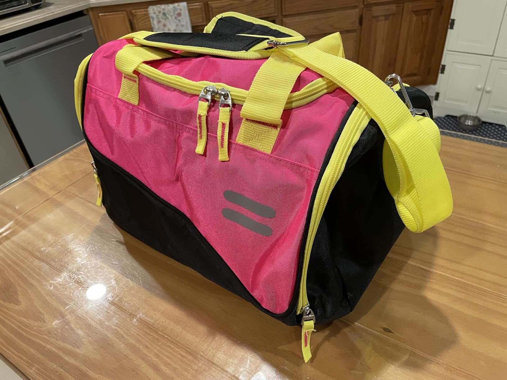 Urbanstand Gym Bag for Men & Women - 30L Duffel Bag with Shoe Compartment, Weekender Water Resistant Sports Duffle Bag for Travel, Fitness & Workouts, Medium customer photo 2