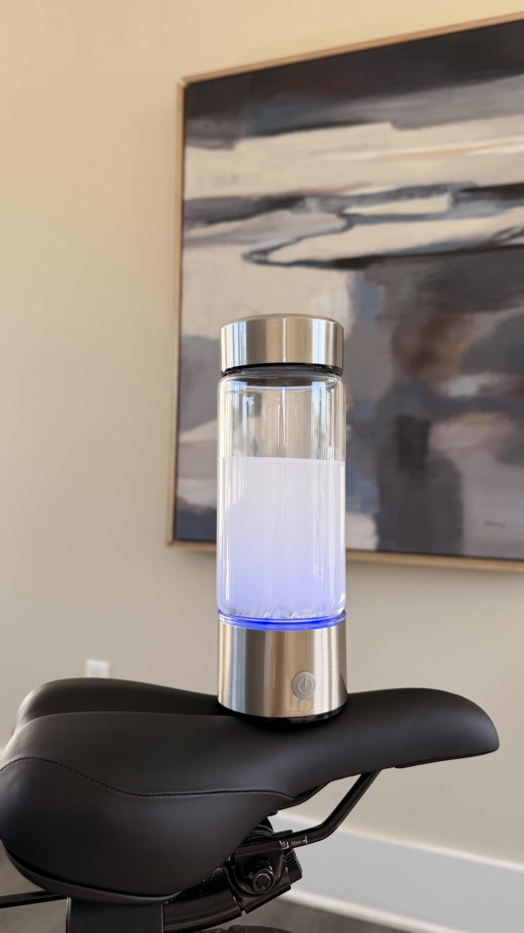 Aqua Vital Hydrogen Water Bottle 2026 Generator 16 oz/470 ml SPE-PEM Ionized H2 Hydration Bottle USB-C Rechargeable Glass Flask with Auto Shut-Off Portable Sports & Travel Hydrogenated Water Machine customer photo 1