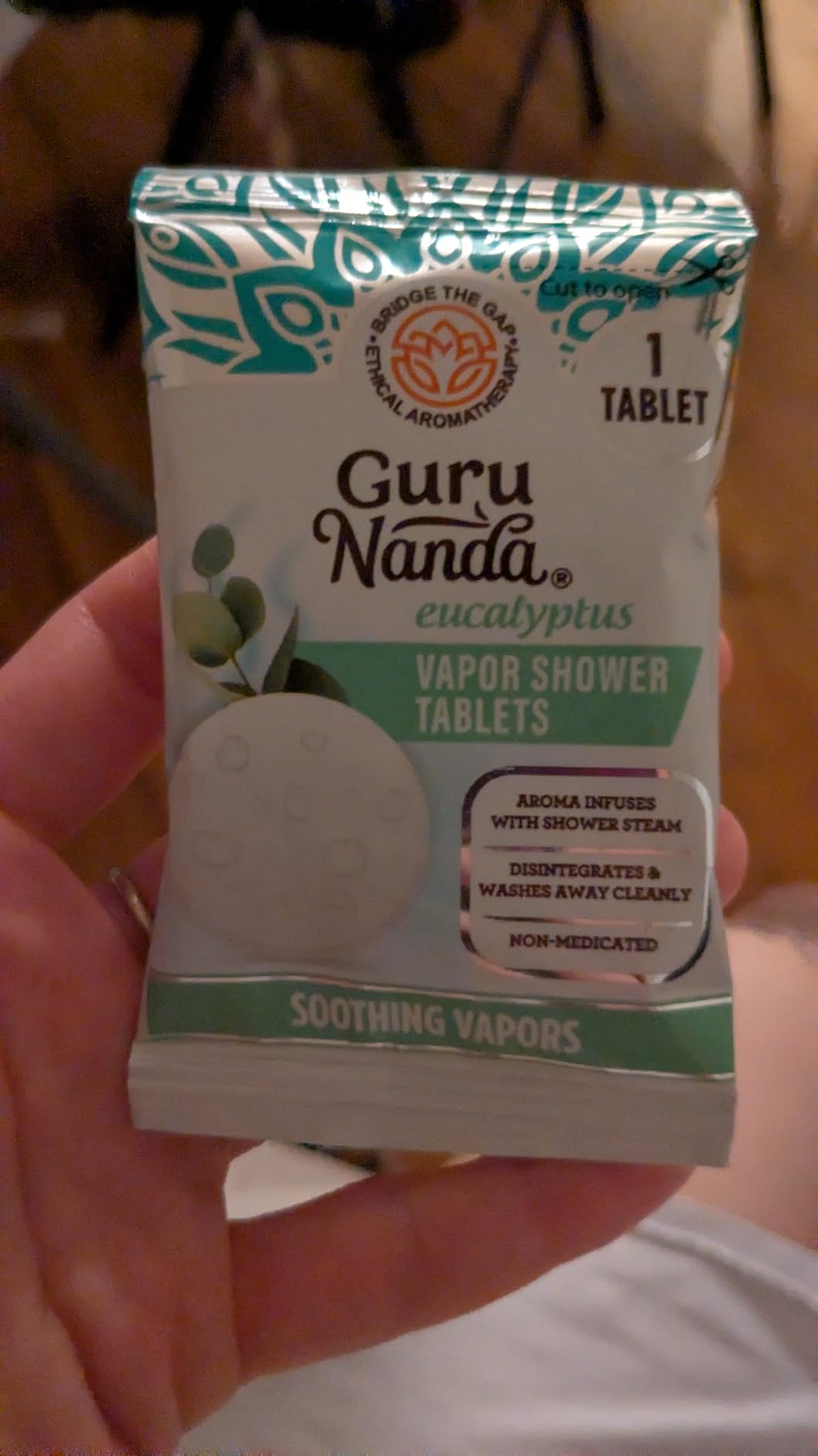 GuruNanda Eucalyptus Vapor Shower Tablets, Clean-Dissolving Aromatherapy Shower Steamers with Eucalyptus & Menthol, Promotes Relaxation, Ideal for Gifting, 10 Count customer photo 1