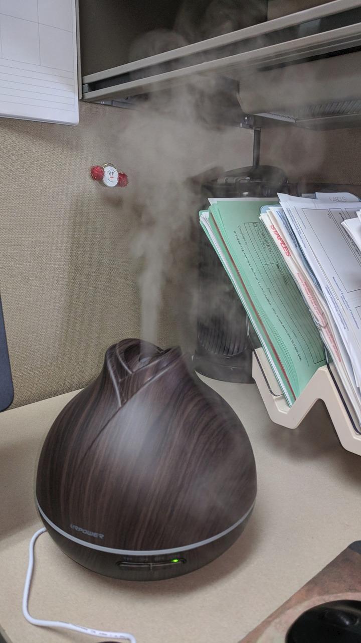URPOWER Waterless Essential Oil Diffuser: No Water Needed Battery Operated Scent Diffuser - 2 * 20ML Hotel Fragrance Essential Oils - Cordless & Mini Oil Machine Aluminum for Car Home Office(Black) customer photo 2