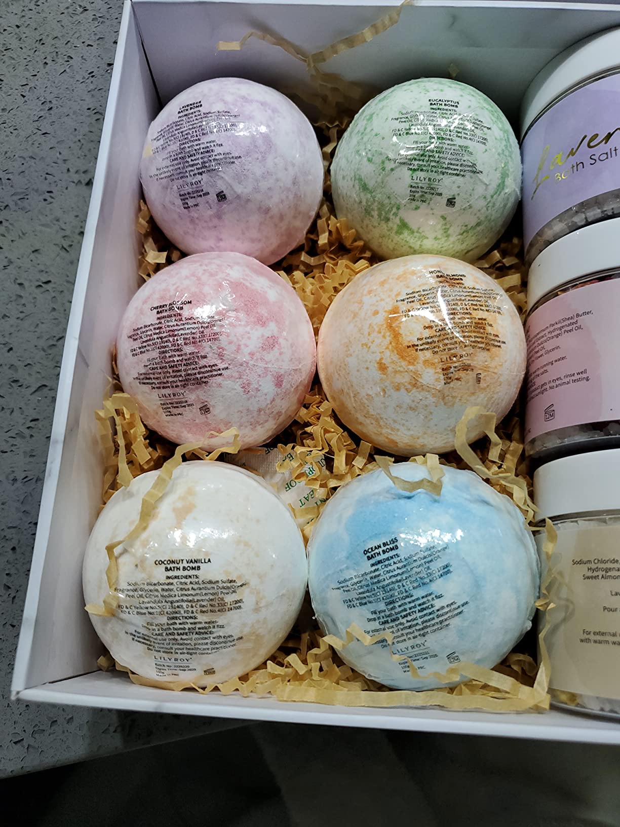 9-Piece Floral Epsom Salt Gift Set for Women with 6 x 120g Epsom Salt, Bath and Body Gift Set in Elegant Box customer photo 1