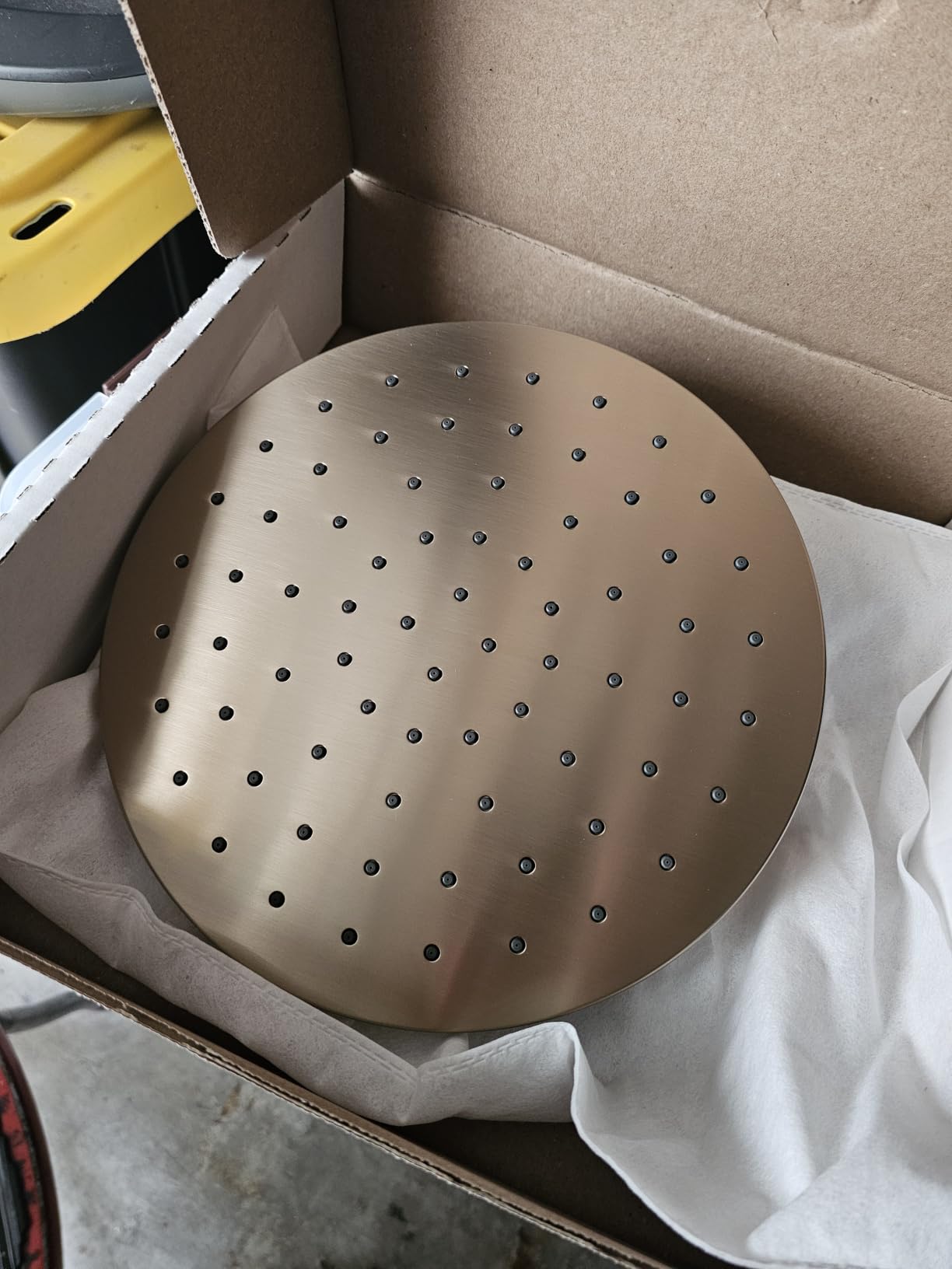 Delta Matte Black Rain Shower Head, 10 Inch Metal Large Shower Head Rainfall, Overhead Rain Showerhead, 2.5 GPM Flow Rate, Matte Black 52162-BL25 customer photo 2