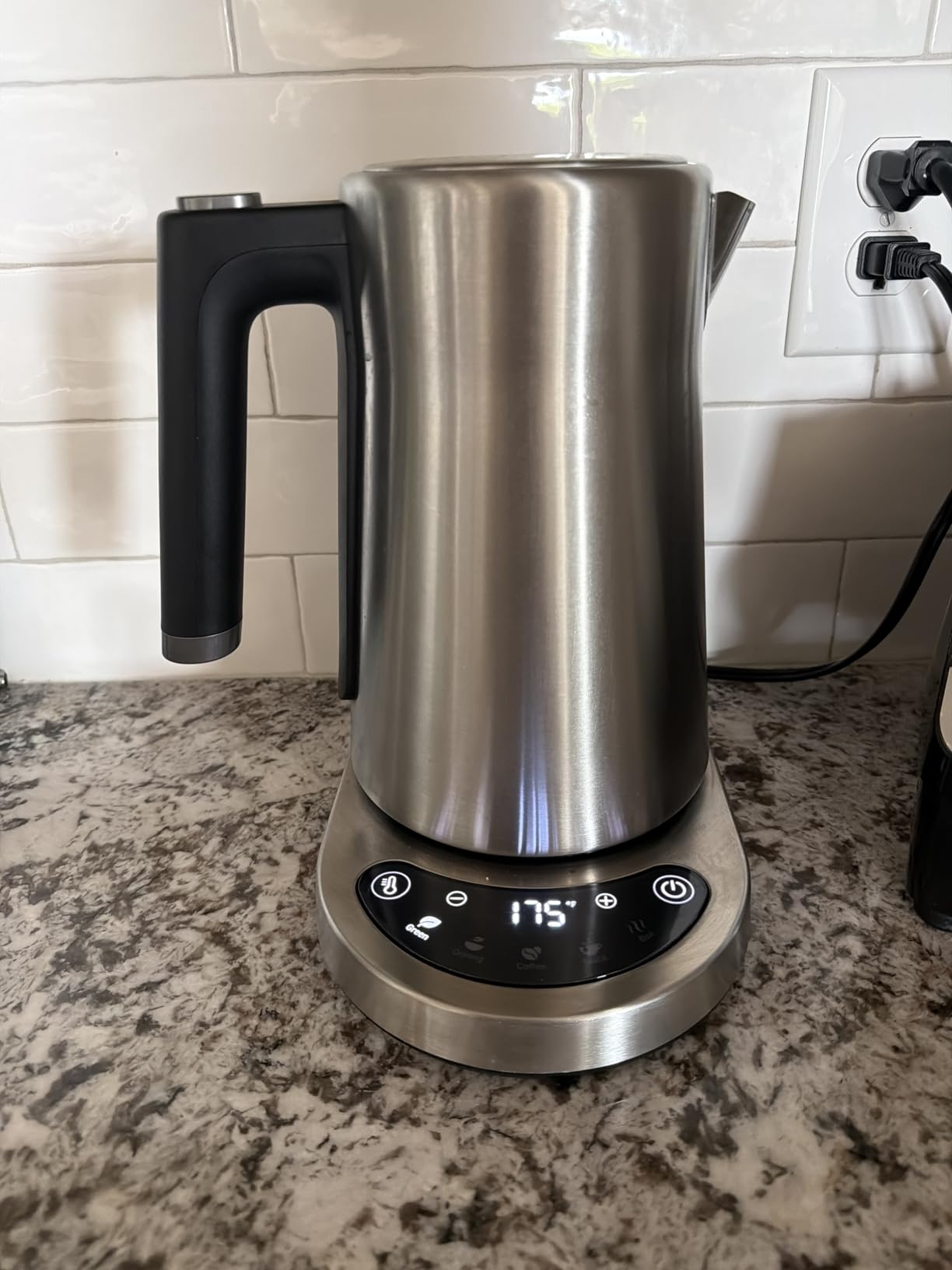 Cosori Electric Kettle, Plastic-Free Interior, 5 Presets +/-5F Temperature Control, Fast Boiling, 2 Lid Opening, 60Min Keep Warm, Stainless Steel Tea Kettle for Tea, Hot Water, Boil Water, Coffee, 1.7L customer photo 2