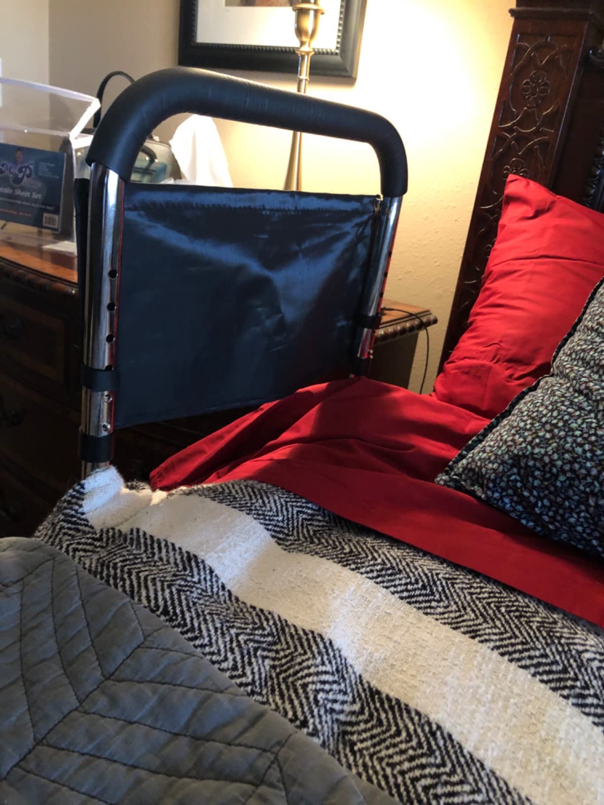 Medical king Bed Rails for Elderly Adults Safety Bed Assist Rails for Seniors with Adjustable Heights ASTM Approved Easy to get in or Out of Bed with Floor Support customer photo 2
