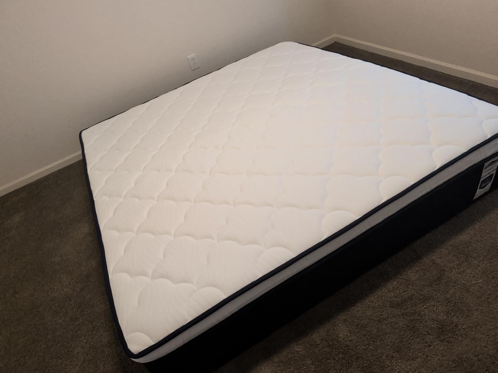 Extra Firm King Mattress 14 Inch - Hotel Collection Hybrid Mattress with 7-Zone Support for Spinal Alignment & Back Pain Relief, 366-Night Trial, CertiPUR-US & Forever Warranty customer photo 1