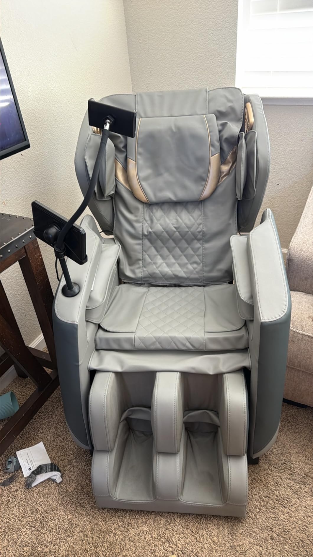 Massage Chair Full Body, Zero Gravity Massage Chair with 16 Fix Rollers, Auto Massage Program, Foot Massage, Recliner Chair with Heating, Touch Screen Controller, Bluetooth Speaker(Light gray) customer photo 2