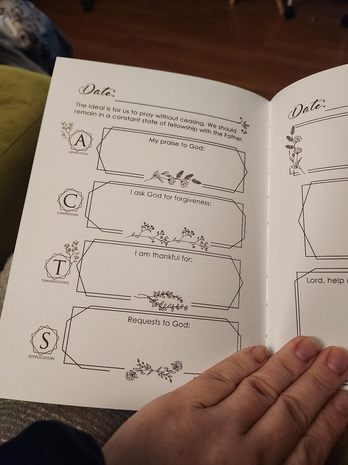 My Prayer Journal - 120 Days of Prayer, Reflection and Praise customer photo 1