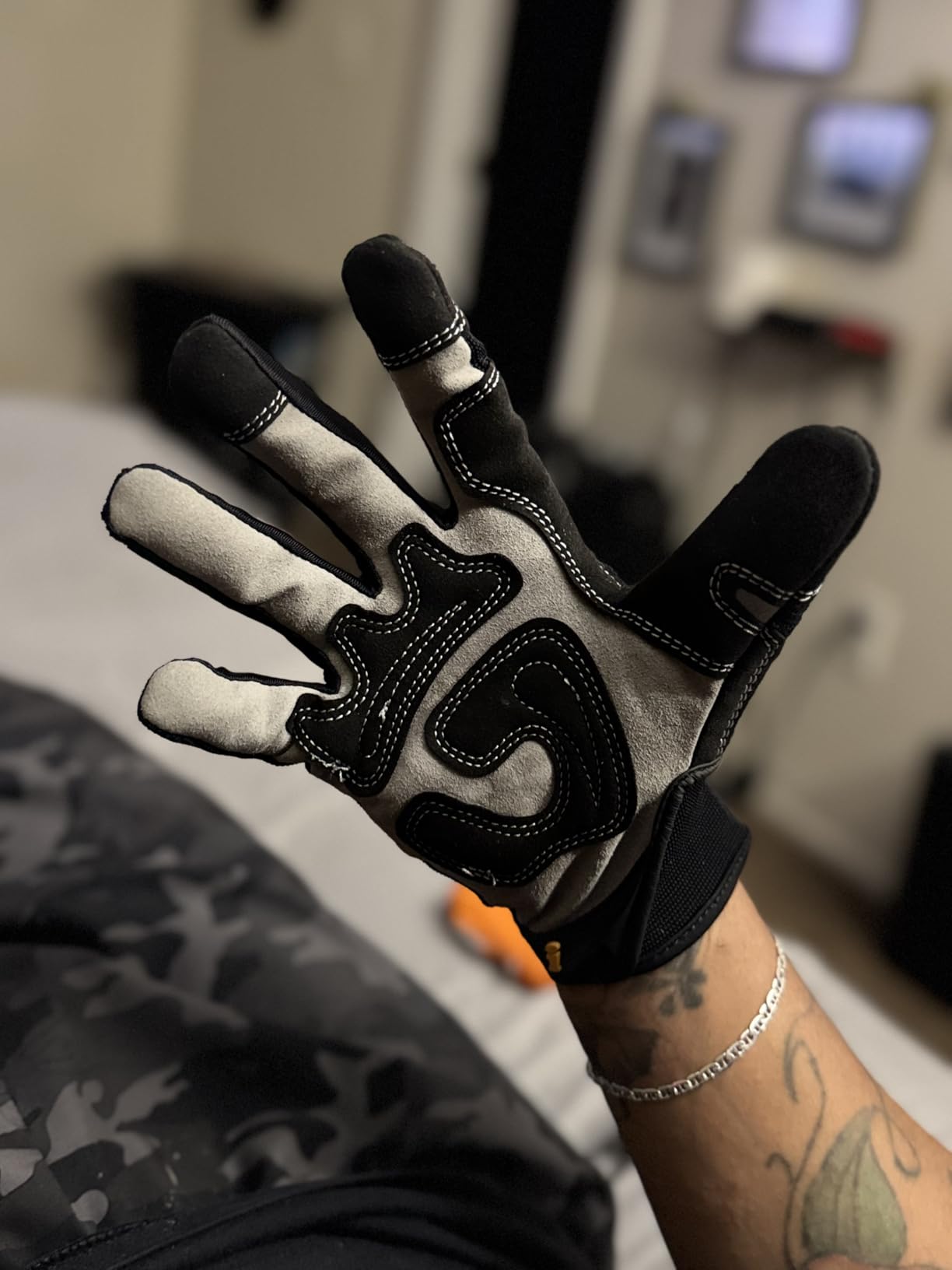 Ironclad General Utility Work Gloves GUG, All-Purpose, Performance Fit, Durable, Machine Washable (1 Pair) Black customer photo 1