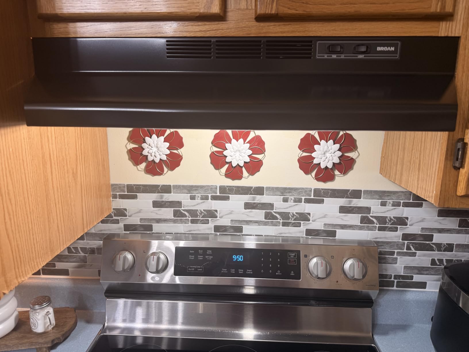 Broan-NuTone 413004 Non-Ducted Ductless Range Hood with Lights Exhaust Fan for Under Cabinet, 30-Inch, Stainless Steel customer photo 1