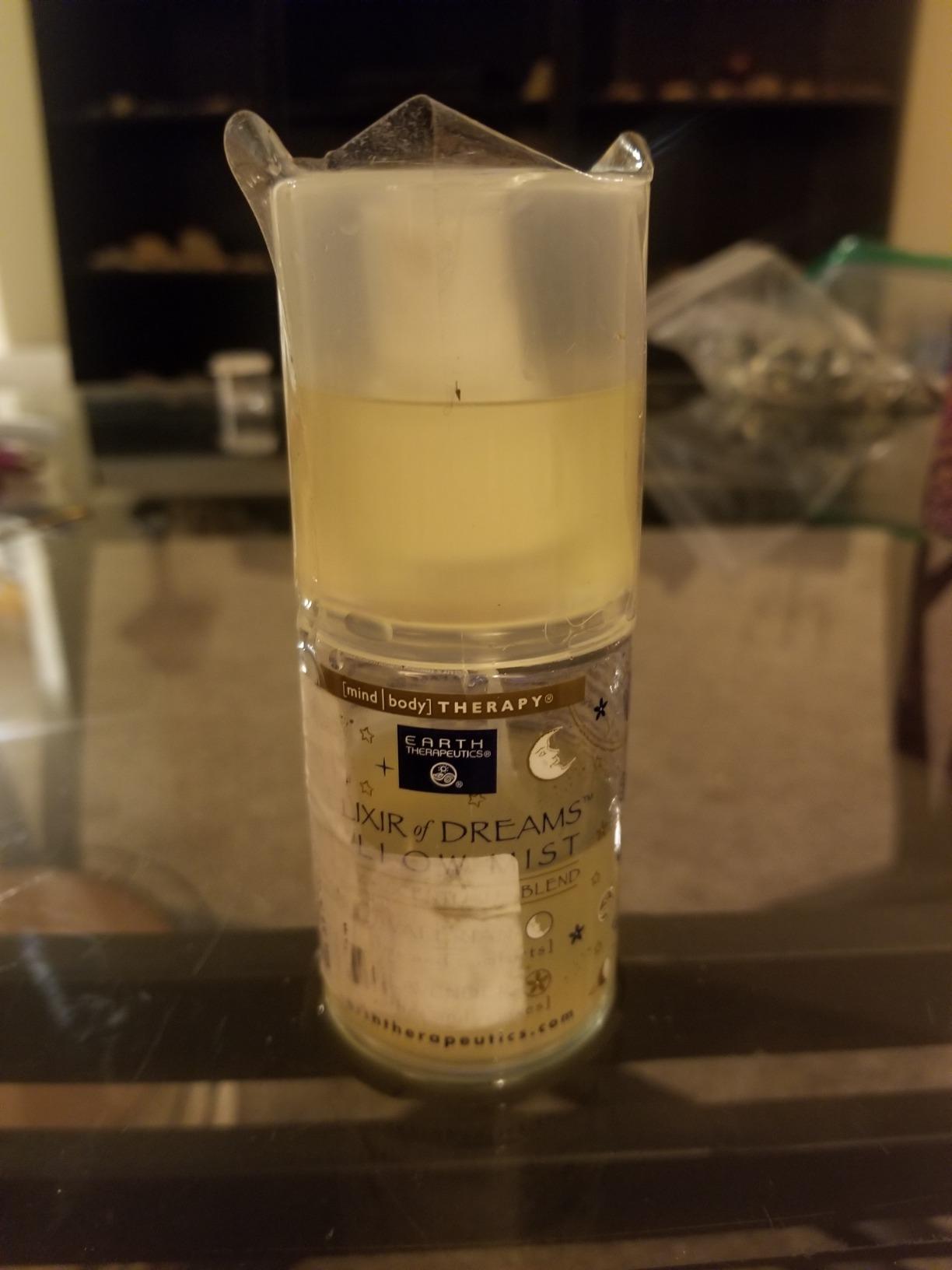 Earth Therapeutics Elixir of Dreams Pillow Mist - Natural Mist with Therapeutic Essences of Valerian Root & Lavender - Natural Relaxation Aid customer photo 1