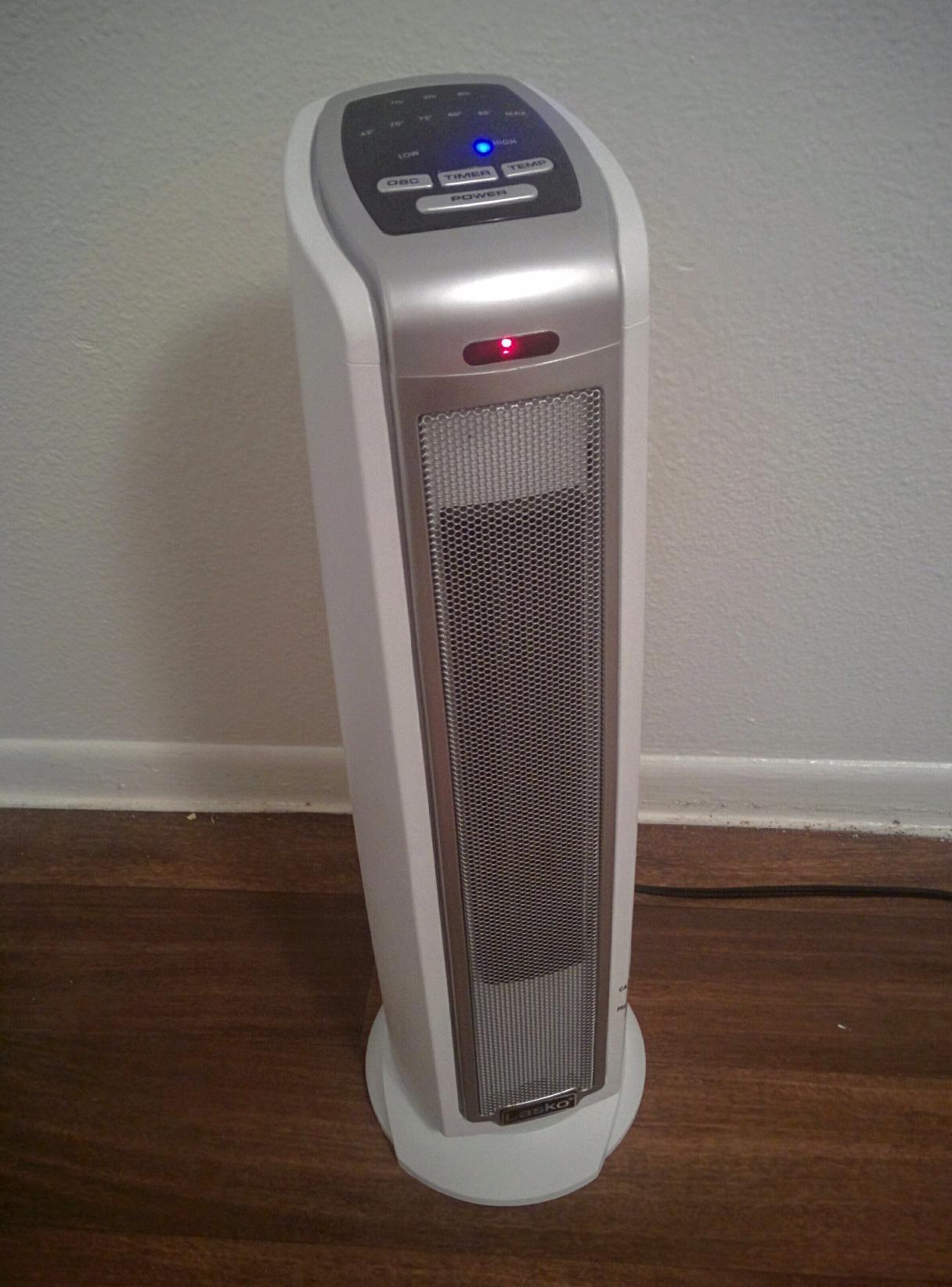 Lasko Oscillating Ceramic Tower Space Heater for Home with Overheat Protection, Timer, 22.5 Inches, Silver, 1500W, 5775 customer photo 1
