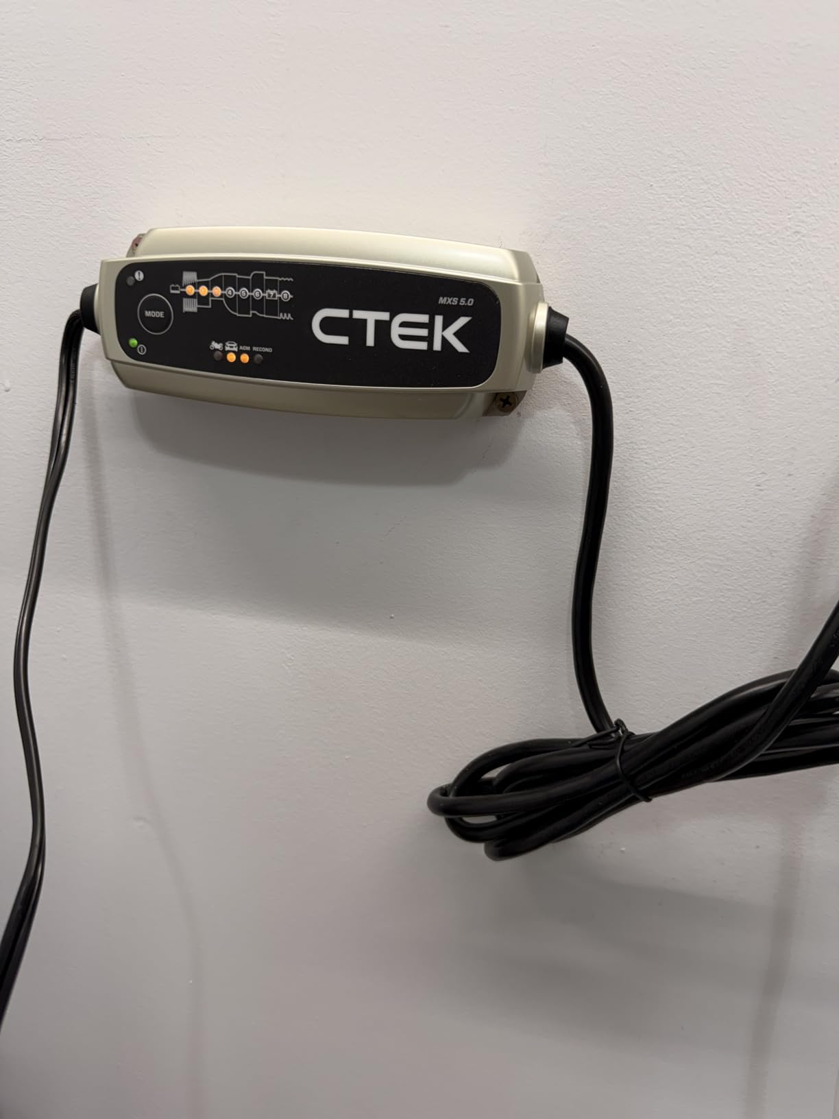 CTEK - 40-206 MXS 5.0 Fully Automatic 4.3 amp Battery Charger and Maintainer 12V customer photo 1