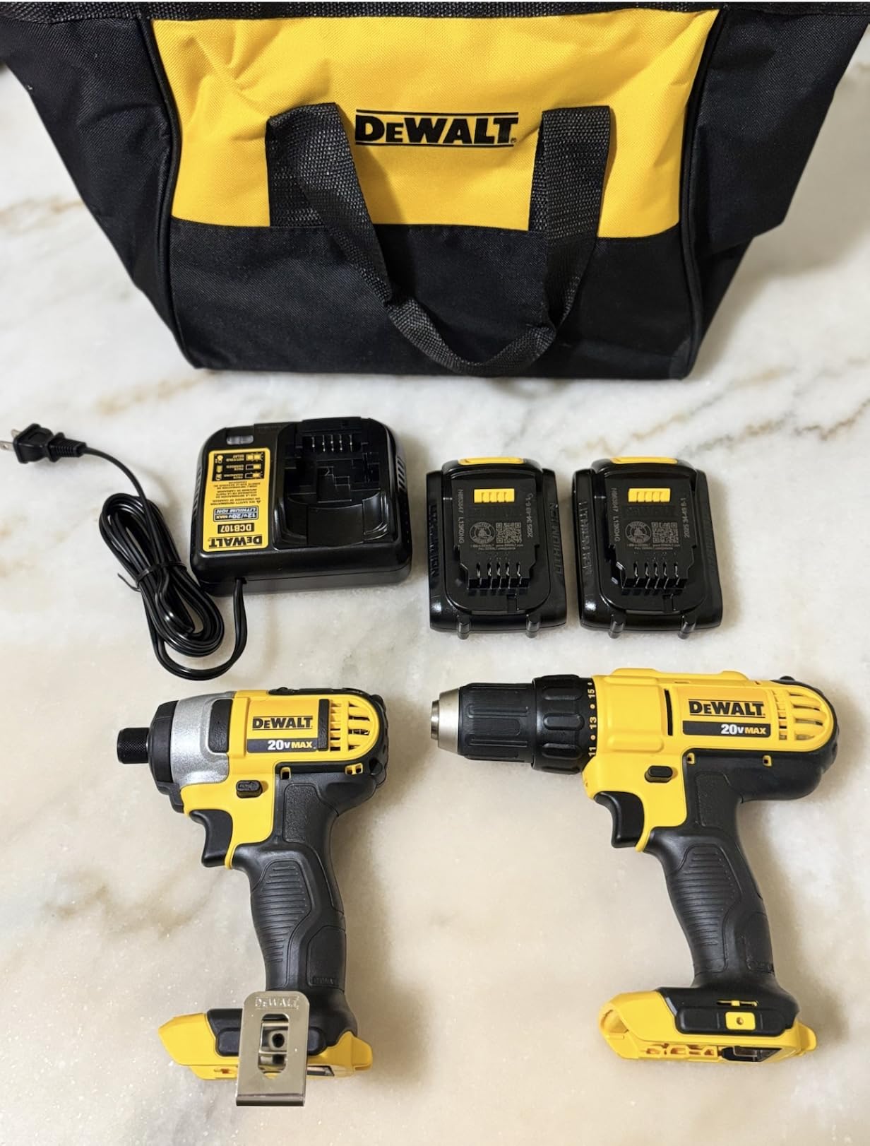 DEWALT 20V MAX Cordless Drill and Impact Driver, Power Tool Combo Kit , Includes 2 Batteries, Charger and Bag (DCK240C2) customer photo 1