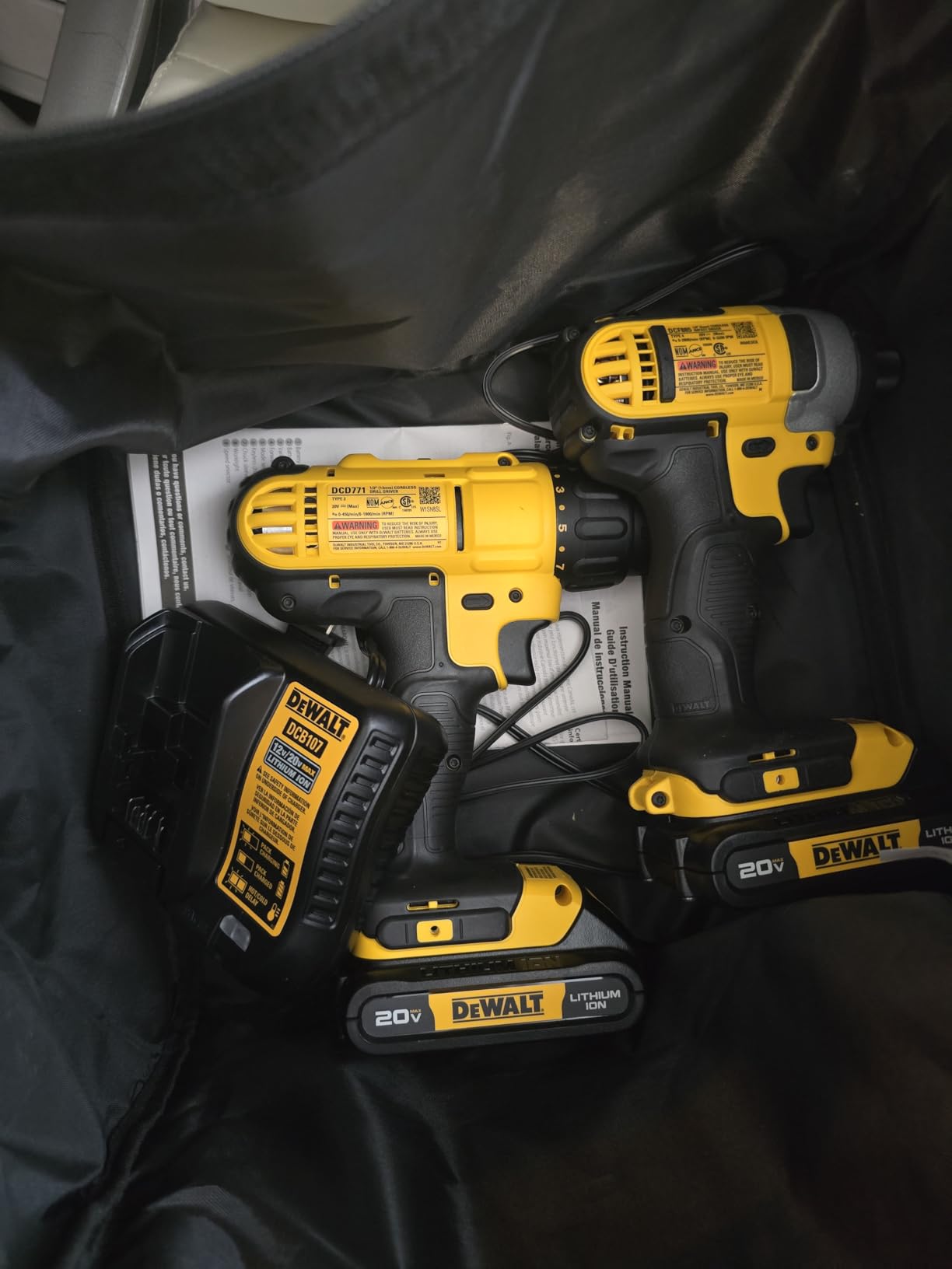 DEWALT 20V MAX Cordless Drill and Impact Driver, Power Tool Combo Kit , Includes 2 Batteries, Charger and Bag (DCK240C2) customer photo 2