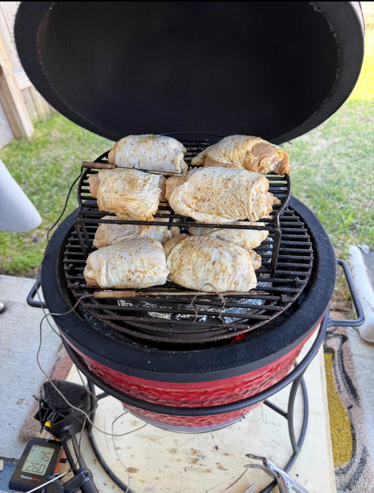 Kamado Joe Joe Jr 13.5-inch Portable Ceramic Charcoal Grill with Grill Stand, Stainless Steel Cooking Grate, Heat Deflectors and Ash Tool in Red, Model KJ13RH customer photo 1