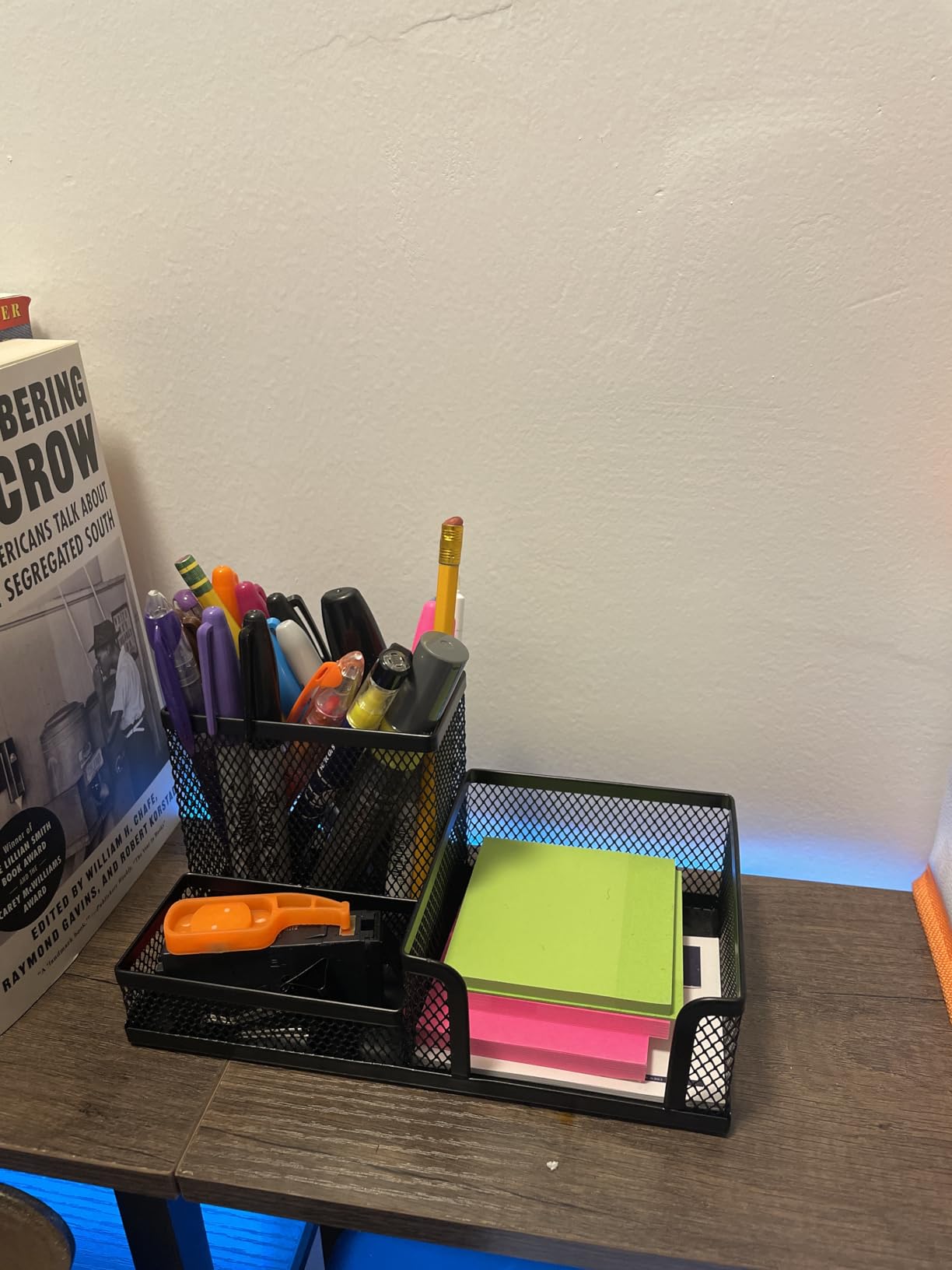 Comix Mesh Pen Pencil Holder Desk Organizer, 3 Compartment Wire Desktop Pen Pencil Cup Caddy Office Supplies Sticky Notes Holder for Home Office School, Black customer photo 1