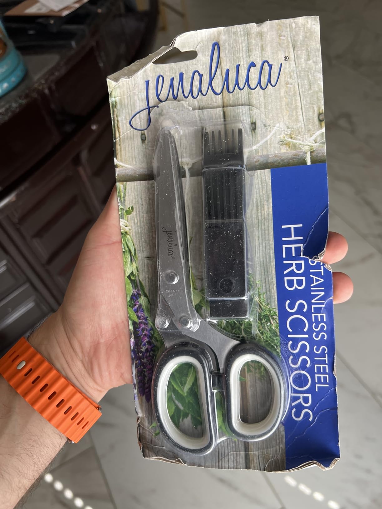 Jenaluca 5-Blade Herb Scissors, Stainless Steel Kitchen Shears, Green | Cut & chop fresh herbs & leafy greens efficiently. Perfect salad scissors. Includes cleaning comb & safety cover. customer photo 2