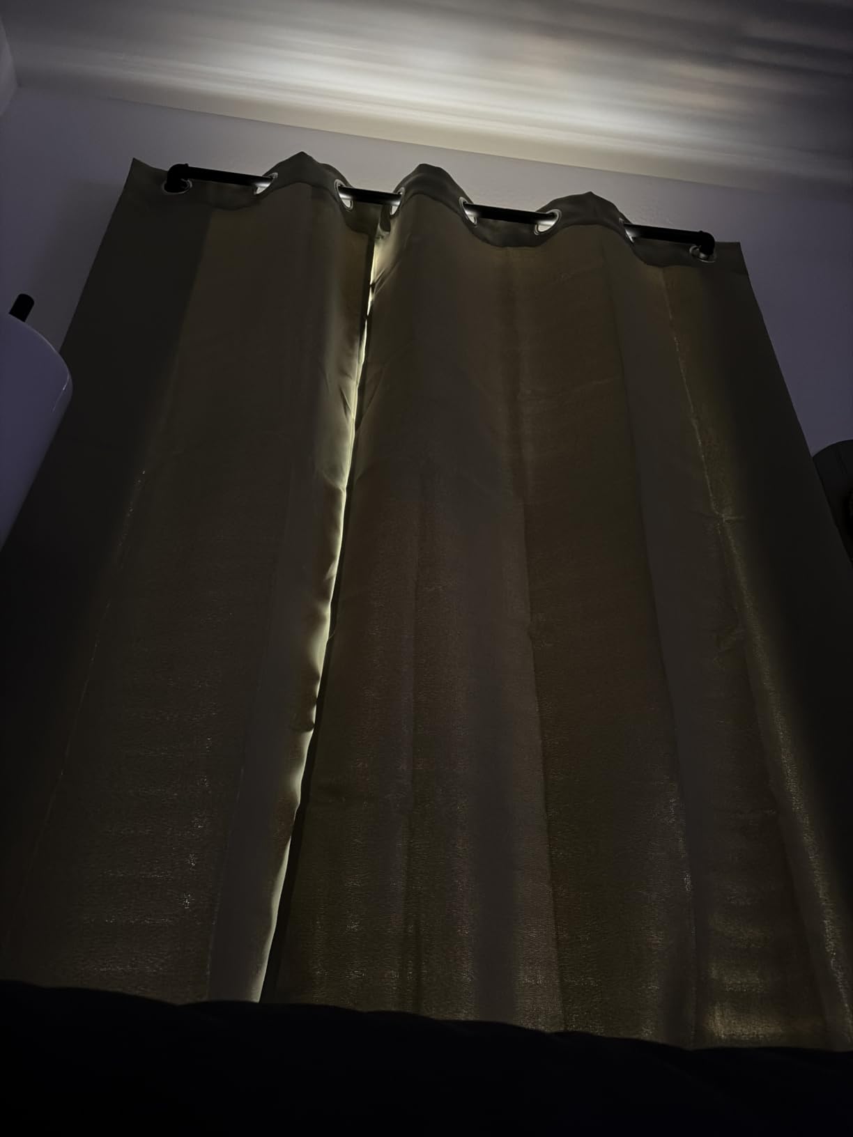Sun Zero Easton Energy Saving Blackout Grommet Curtain Panel customer photo 1