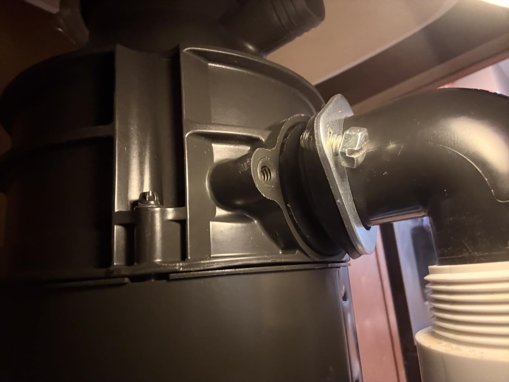 InSinkErator Badger 5 Garbage Disposal with Power Cord, Badger Series 1/2 HP Continuous Feed Food Waste Disposer customer photo 2
