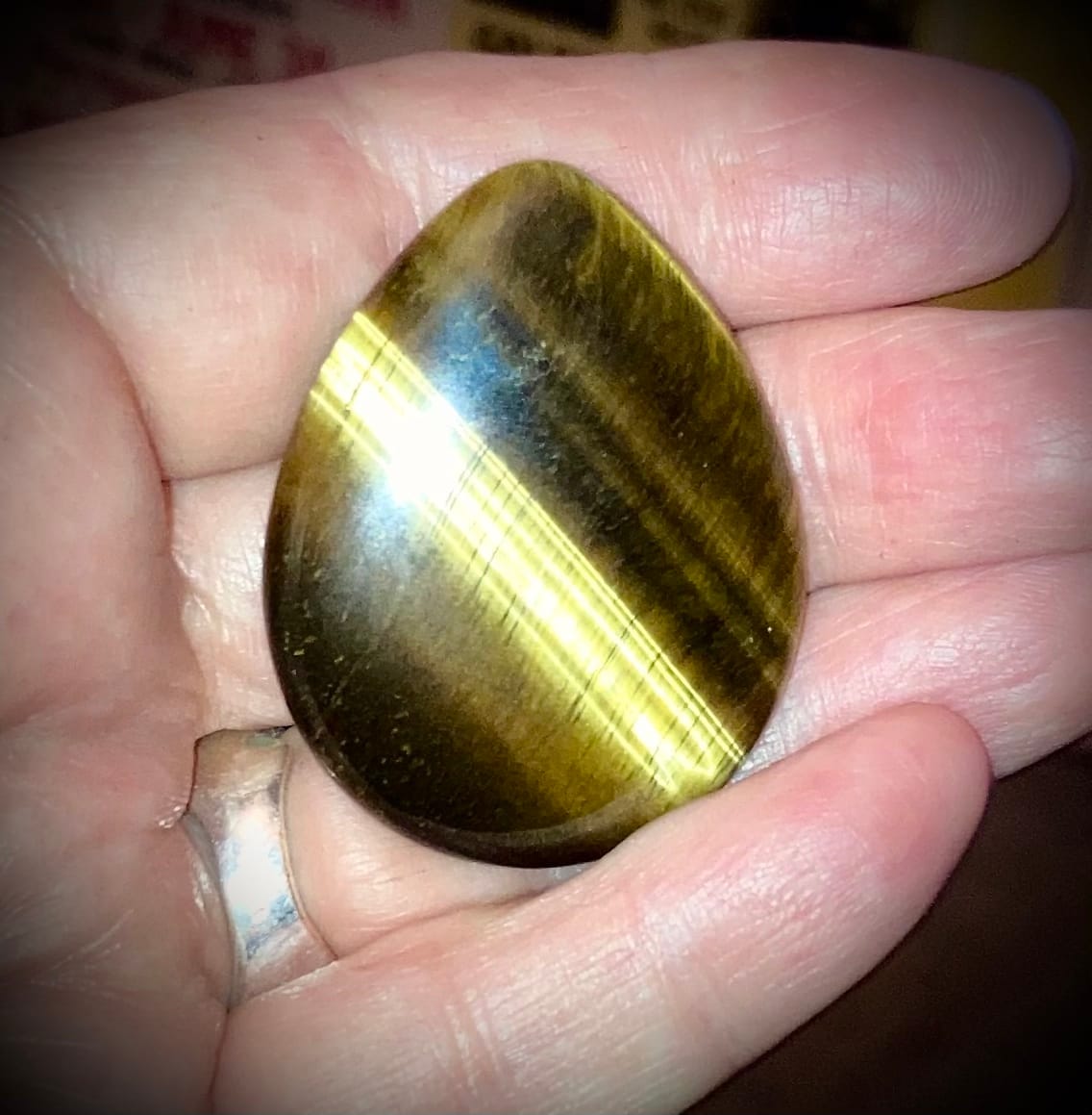 Tiger's Eye Thumb Worry Stone Healing Crystal Pocket Palm Stone Worry Stones for Anxiety Stress Relief customer photo 2