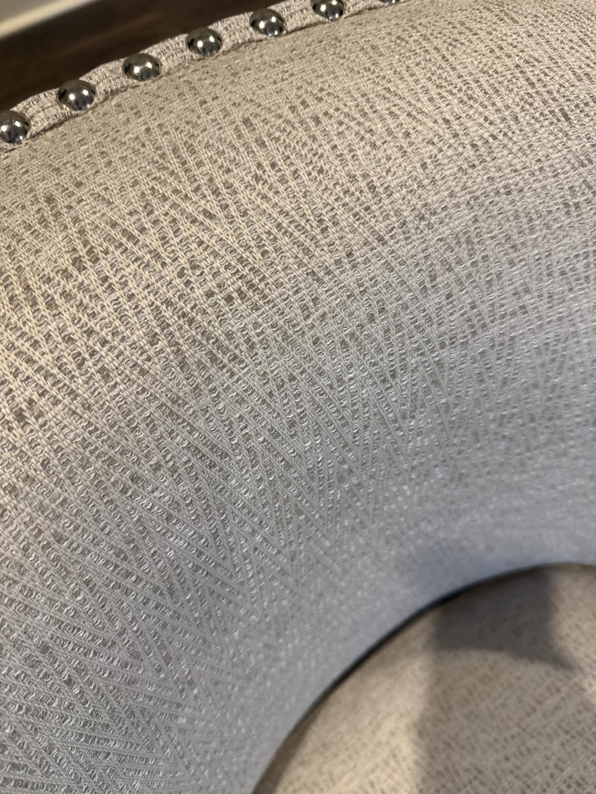 Madison Park Swivel Barrel Accent Chair, Upholstered Curved Back with 7-Inch Thick Woven Cushion, 360° Swivel, Nailhead Trim, Comfy Chair for Living Room, Bedroom, Office, 28