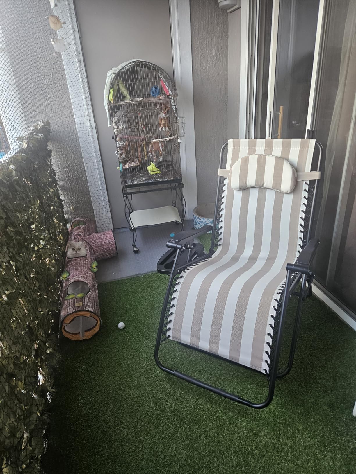 Best Choice Products Oversized Zero Gravity Chair, Folding Outdoor Patio Lounge Recliner w/Cup Holder Accessory Tray, Pillow - Black customer photo 2