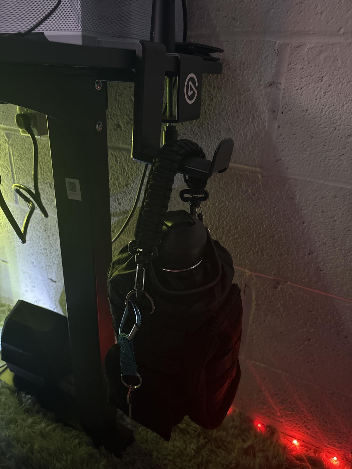 EURPMASK Rotating Headphone Stand, Adjustable Clamp-on Headset Holder Hanger, 360 Degree Swivel, Under Desk, Cable Organizer customer photo 2