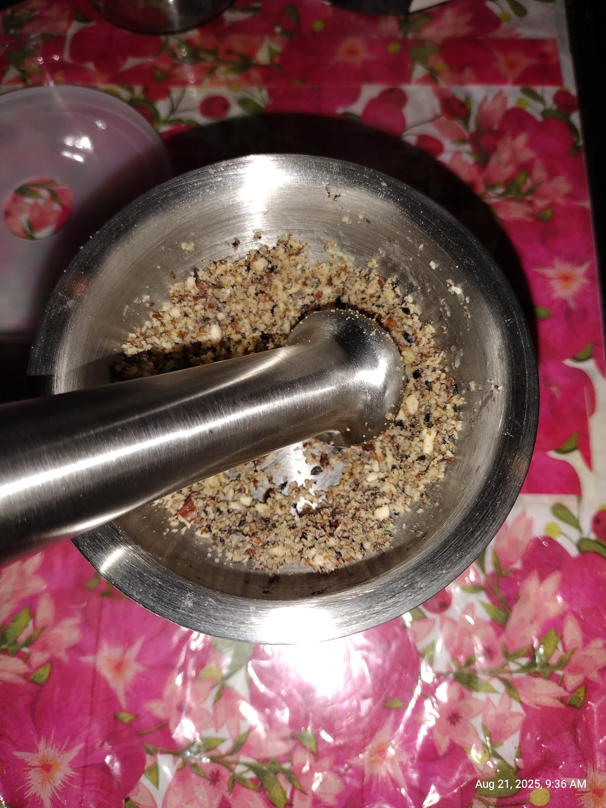 Tera 18/8 Stainless Steel Mortar and Pestle with Brush, Pill Crusher, Spice Grinder, Herb Bowl, Pesto Powder customer photo 2