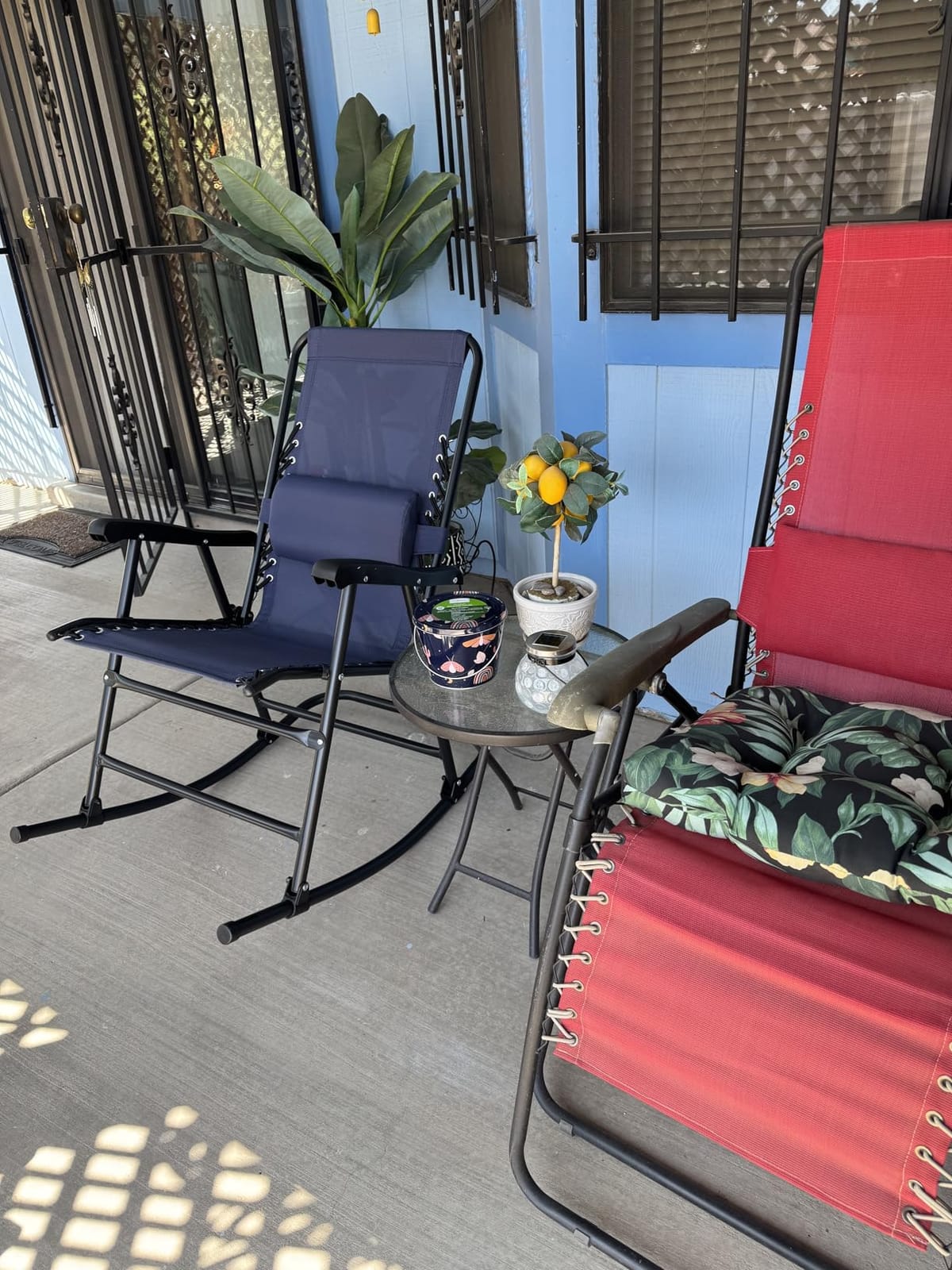 Amazon Basics Outdoor Portable Folding Rocking Chair with Headrest, Ergonomic Design, Weather-resistant Patio Reclining Lounge Chair for Porch, 33.6 x 37.4 x 26 inch, Beige customer photo 2