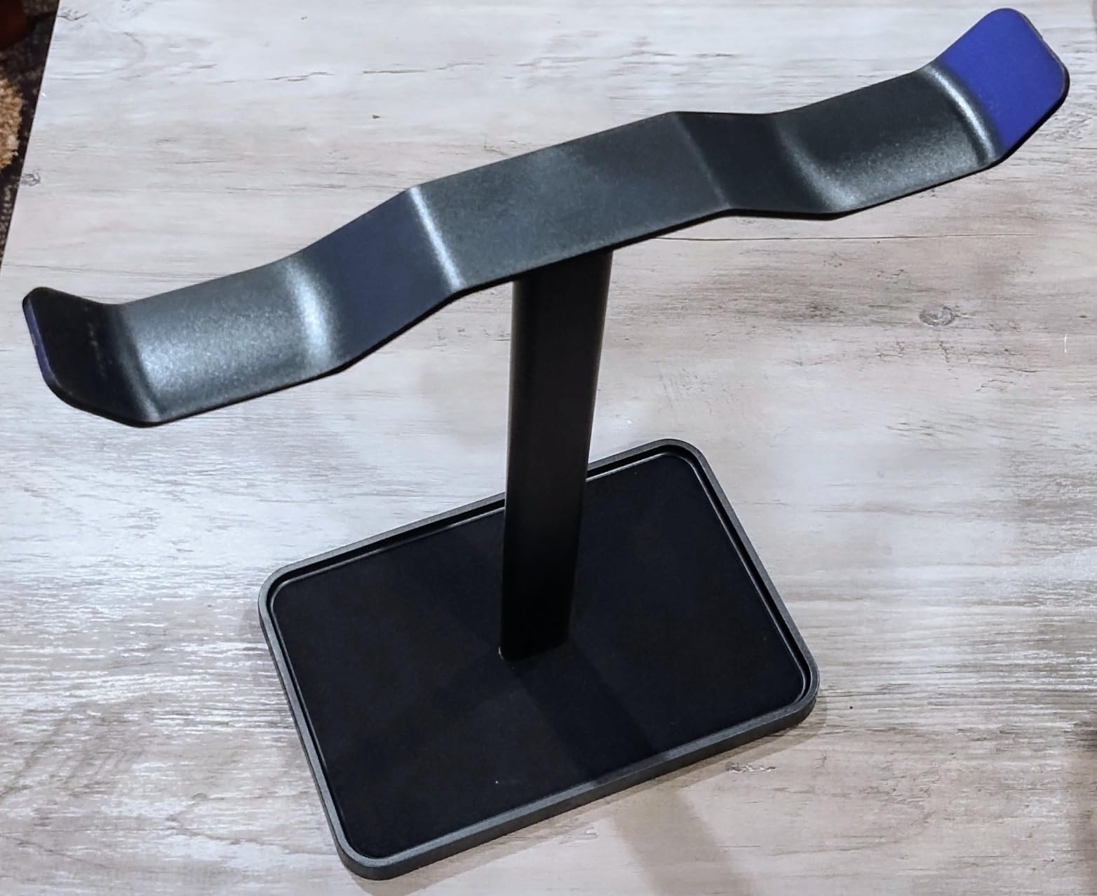 Avantree Neetto HS908 - Dual Headphone Stand for Desk, Aluminum Alloy & Metal Gaming Headsets Holder Hanger customer photo 2