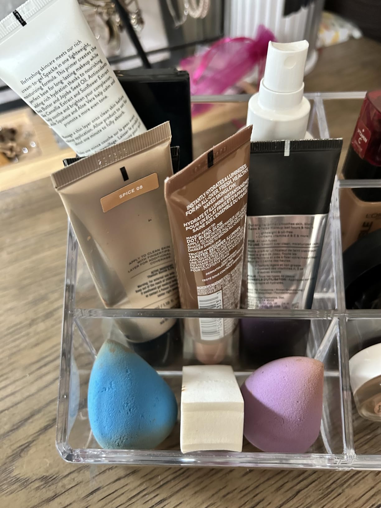 STORi Clear Plastic Vanity Makeup Organizer | 6-Compartment Holder for Brushes, Eyeshadow Palettes, & Beauty Supplies | Curved Front Design | Made in USA customer photo 2
