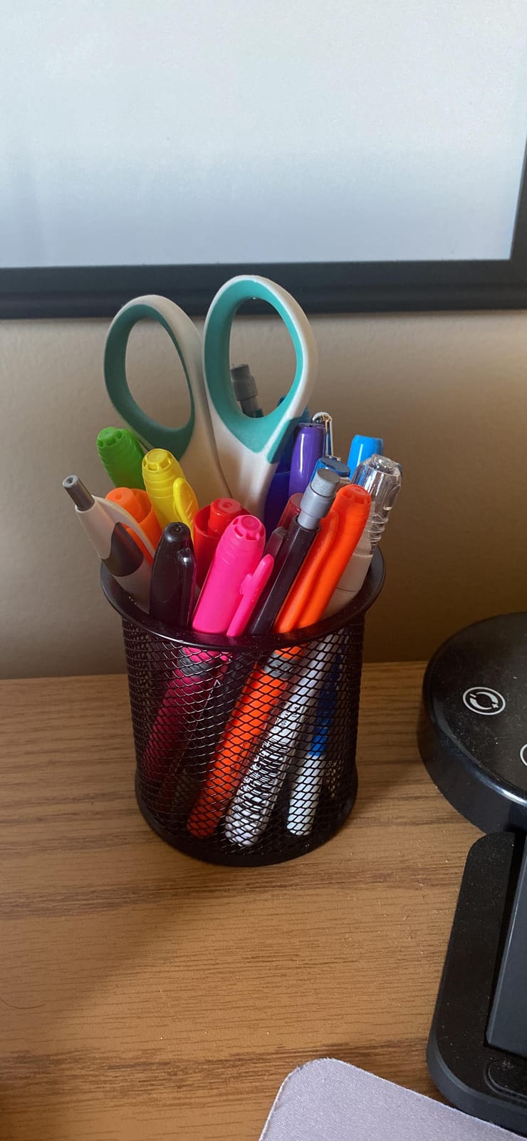 Amazon Basics Wire Mesh Pen Holder, Pencil Cup Desk Organizer for Stationery, Scissors, Office Caddy Storage, 3.7